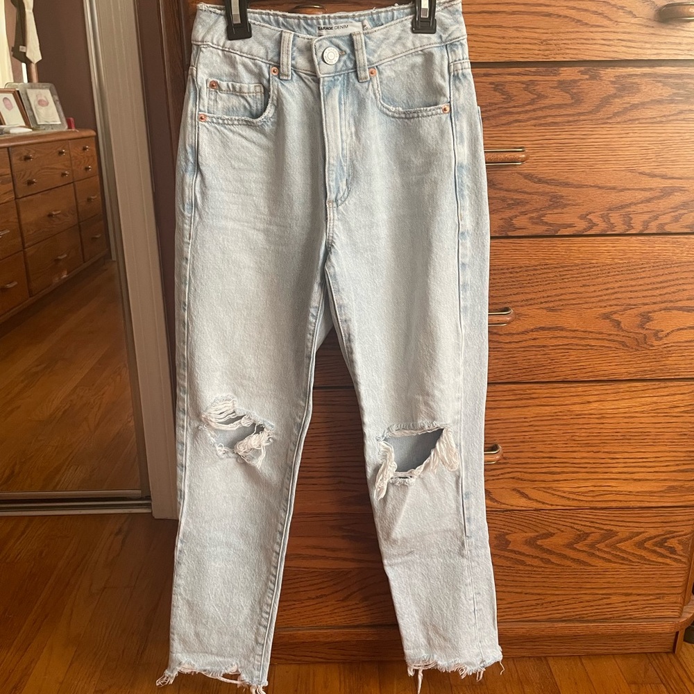 GARAGE HIGH-WAIST MOM JEANS